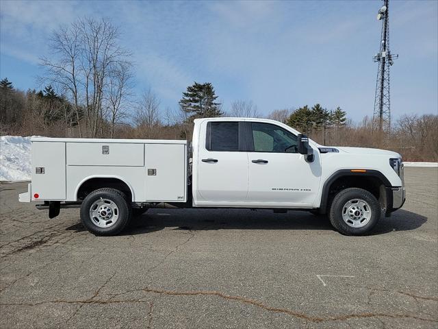 new 2025 GMC Sierra 2500 car, priced at $70,700