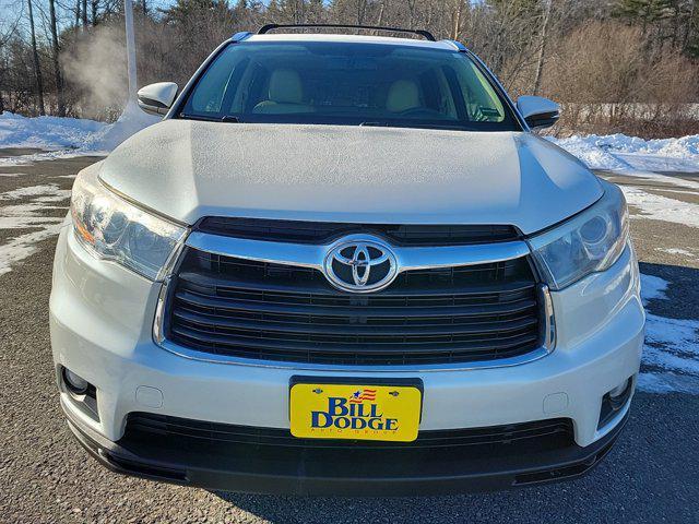 used 2016 Toyota Highlander car, priced at $22,595