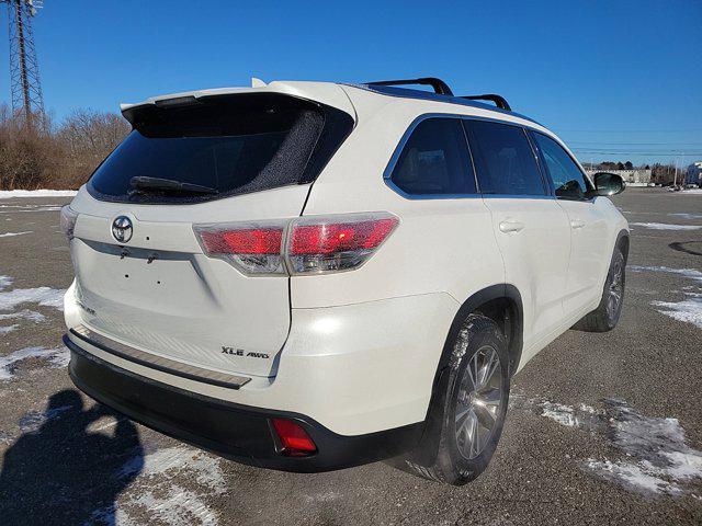 used 2016 Toyota Highlander car, priced at $22,595