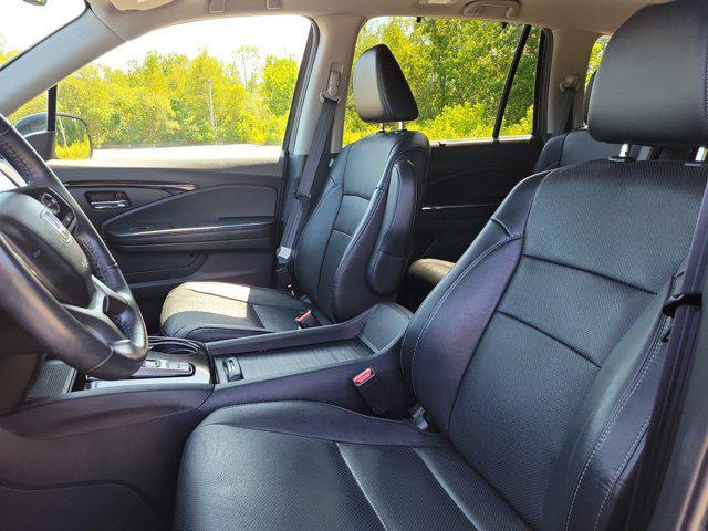 used 2021 Honda Pilot car, priced at $28,580