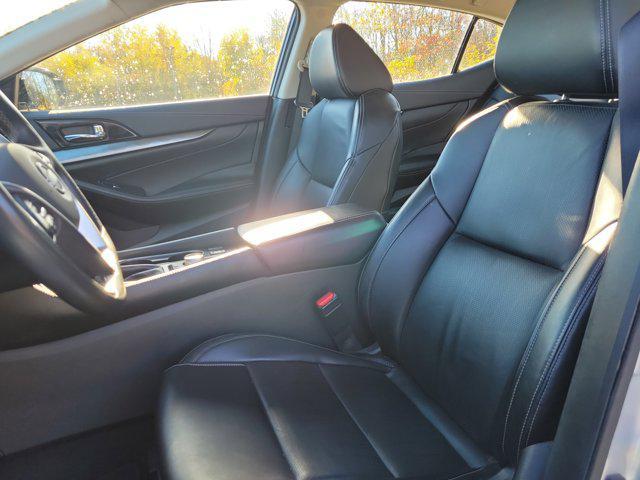 used 2023 Nissan Maxima car, priced at $22,491