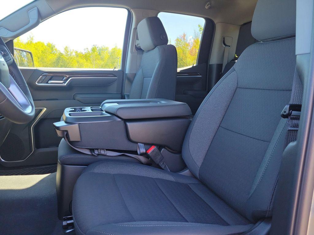 new 2026 GMC Sierra 1500 car, priced at $54,685