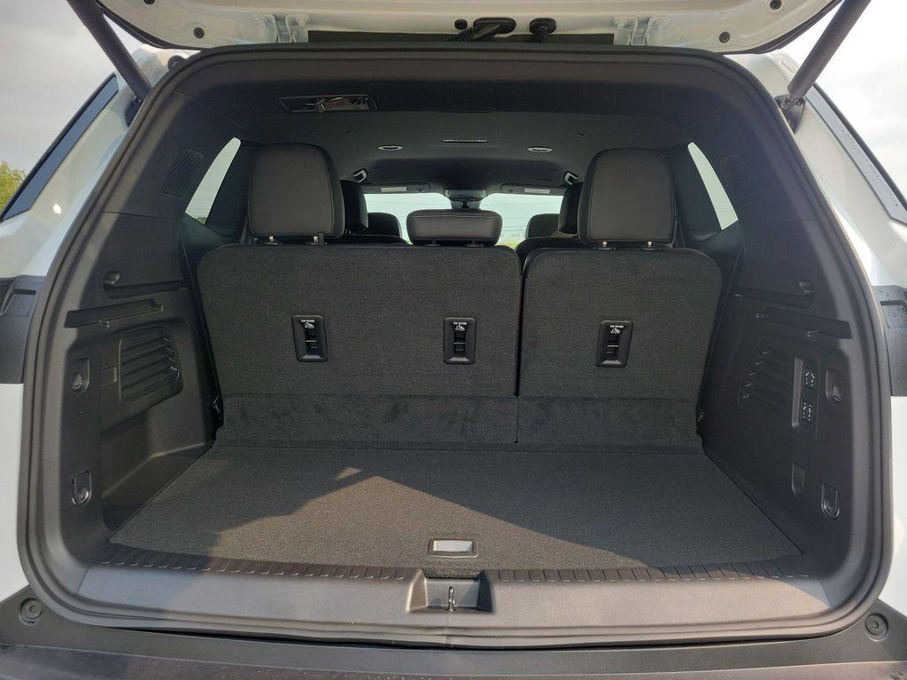 new 2026 Buick Enclave car, priced at $50,810