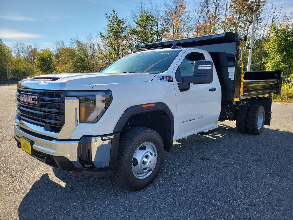 new 2025 GMC Sierra 3500 car, priced at $77,948