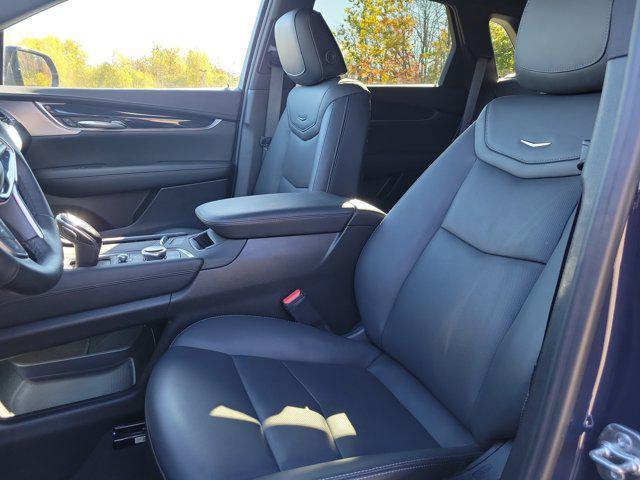 used 2025 Cadillac XT5 car, priced at $46,485