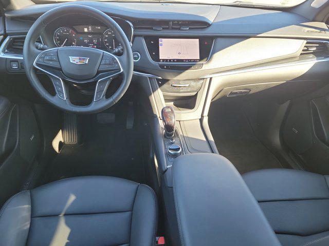 used 2025 Cadillac XT5 car, priced at $46,485