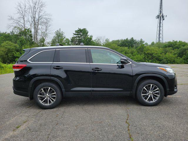 used 2019 Toyota Highlander car, priced at $24,074