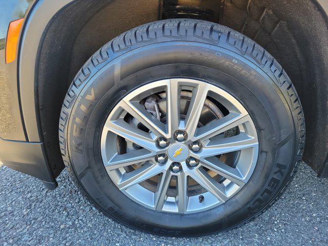 used 2023 Chevrolet Traverse car, priced at $30,677