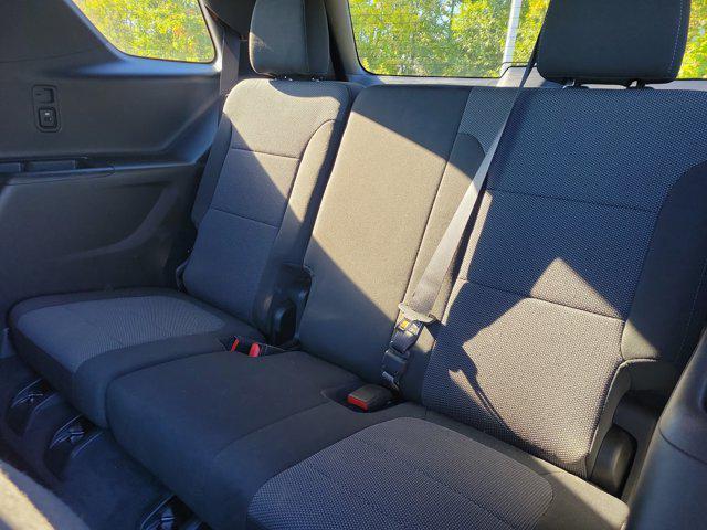 used 2023 Chevrolet Traverse car, priced at $30,677