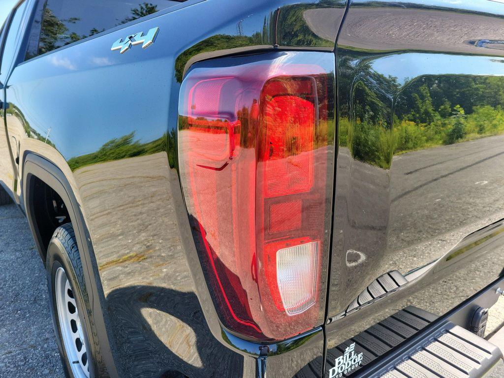 new 2026 GMC Sierra 1500 car, priced at $47,070