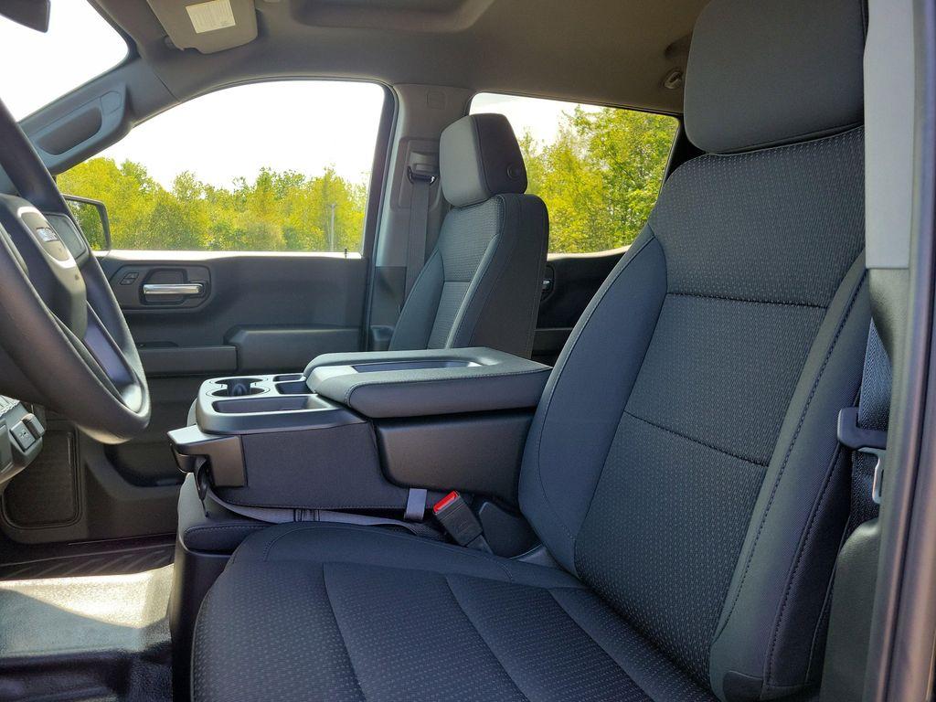 new 2026 GMC Sierra 1500 car, priced at $47,070