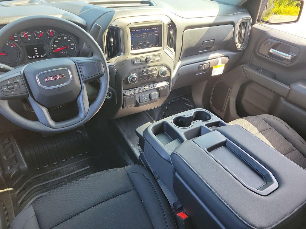 new 2026 GMC Sierra 1500 car, priced at $47,070