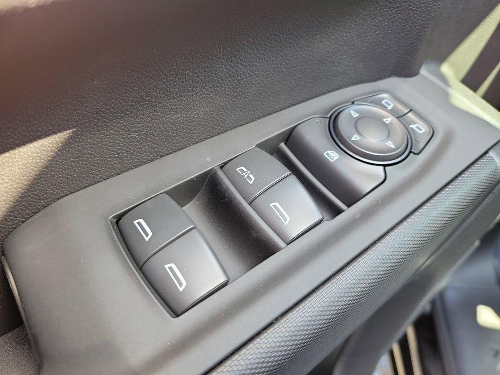 new 2026 GMC Sierra 1500 car, priced at $47,070