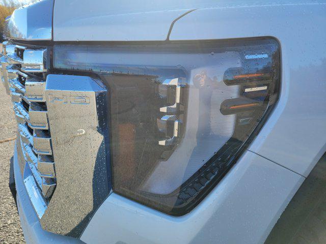 used 2024 GMC Sierra 2500 car, priced at $64,544