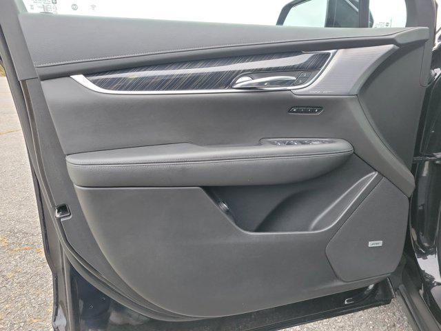 used 2020 Cadillac XT6 car, priced at $25,948