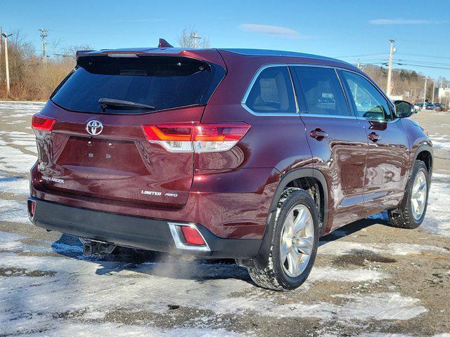 used 2019 Toyota Highlander car, priced at $26,635