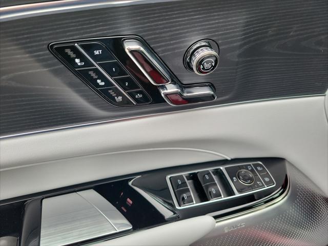new 2025 Cadillac LYRIQ car, priced at $70,710