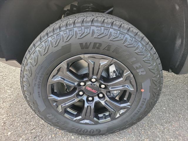 new 2025 GMC Canyon car, priced at $45,645