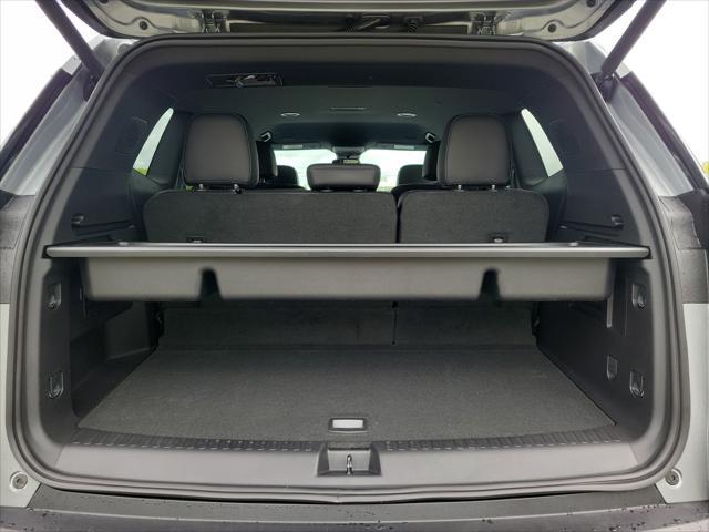 new 2025 GMC Acadia car, priced at $48,675