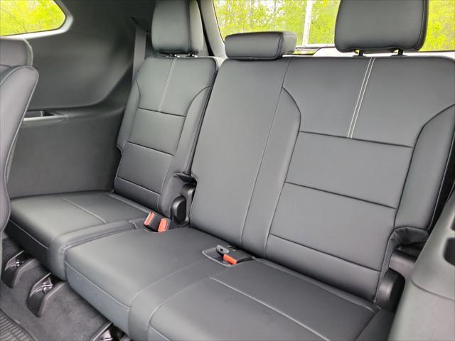 new 2025 GMC Acadia car, priced at $48,675