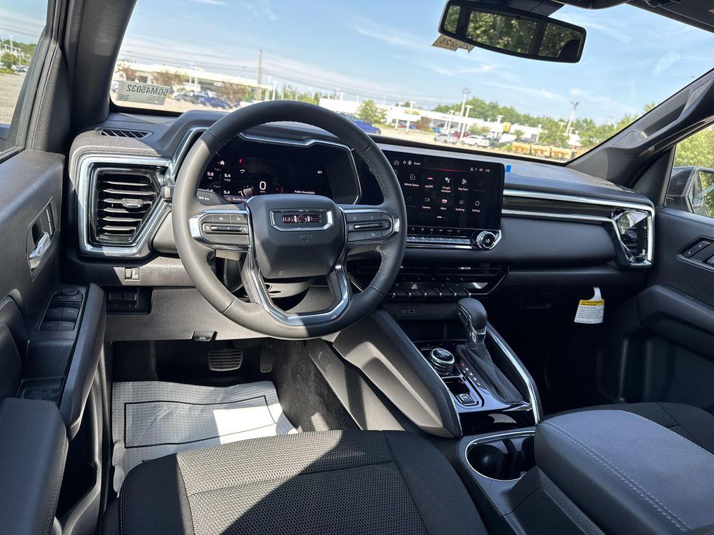 new 2025 GMC Canyon car, priced at $46,425