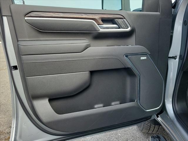 new 2025 GMC Sierra 2500 car, priced at $78,125