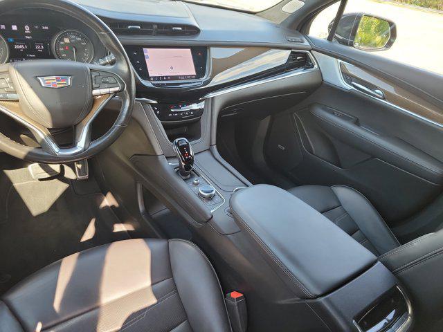 used 2022 Cadillac XT6 car, priced at $28,919