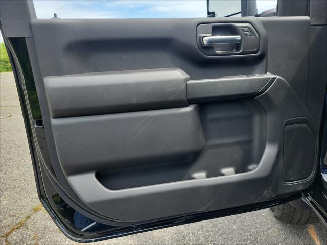new 2025 GMC Sierra 2500 car, priced at $52,305