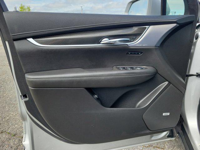 used 2020 Cadillac XT6 car, priced at $25,999