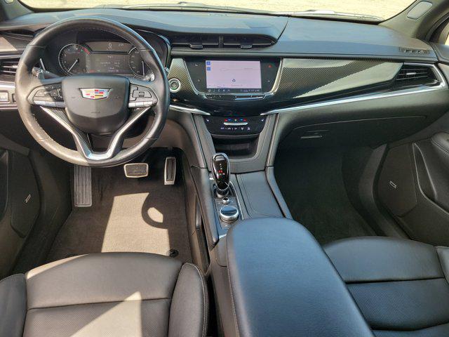 used 2020 Cadillac XT6 car, priced at $25,999