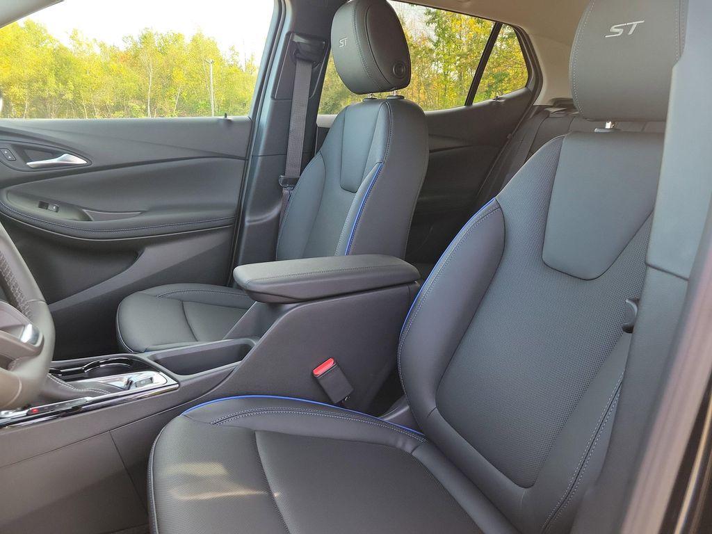 new 2026 Buick Encore GX car, priced at $32,245