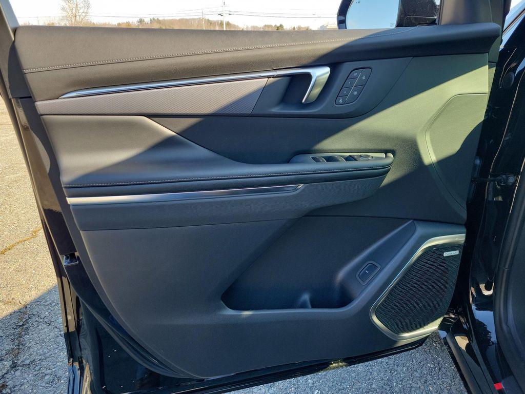 new 2025 Buick Enclave car, priced at $51,350