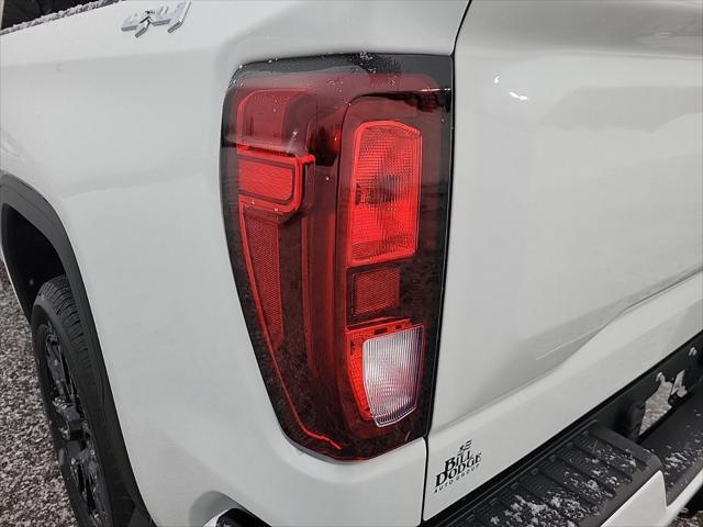 new 2025 GMC Sierra 1500 car, priced at $46,575
