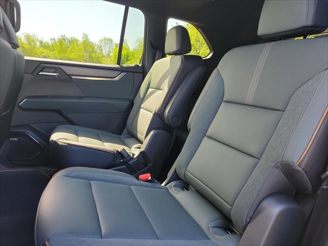 new 2025 GMC Acadia car, priced at $55,790