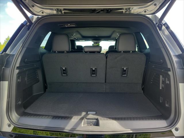 new 2025 GMC Acadia car, priced at $60,140