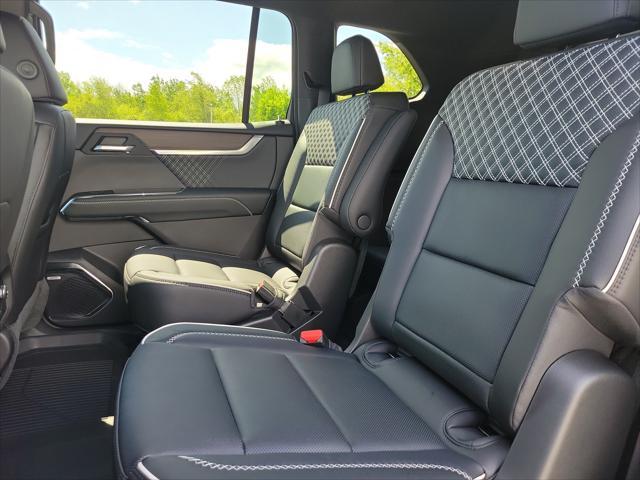 new 2025 GMC Acadia car, priced at $60,140