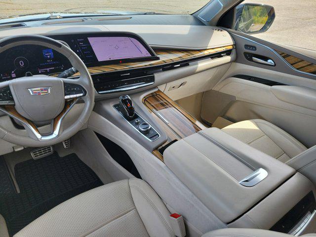 used 2022 Cadillac Escalade ESV car, priced at $67,801