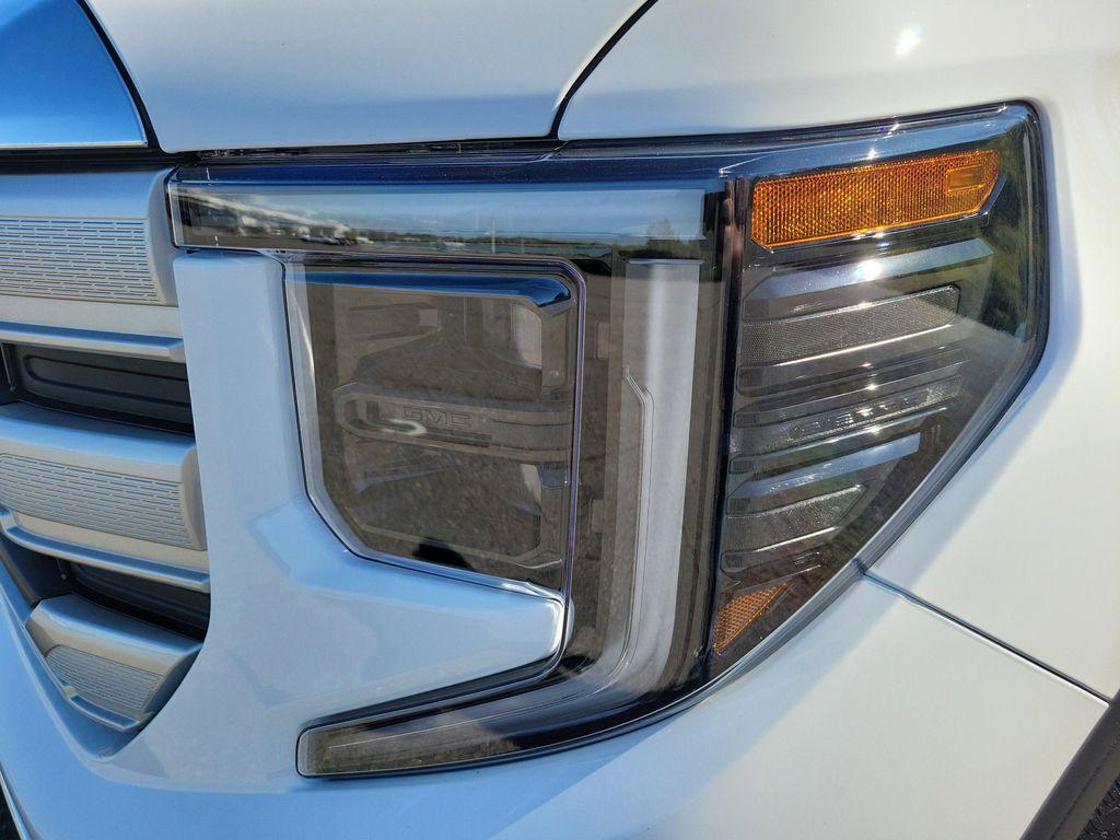new 2026 GMC Sierra 1500 car, priced at $55,035