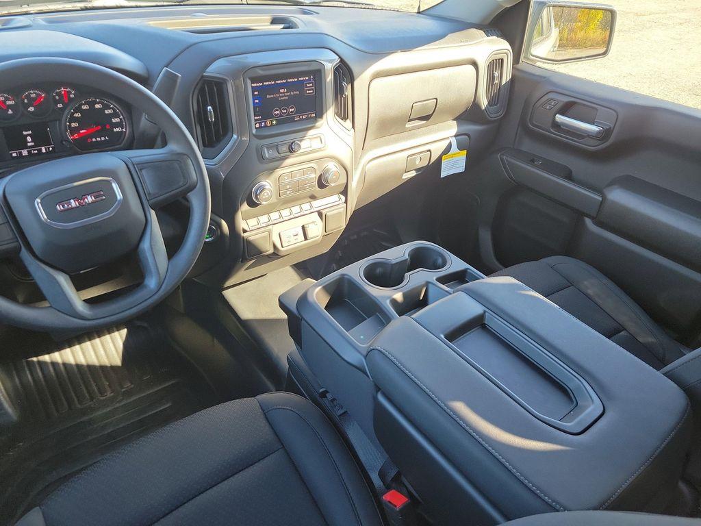 new 2026 GMC Sierra 1500 car, priced at $47,315