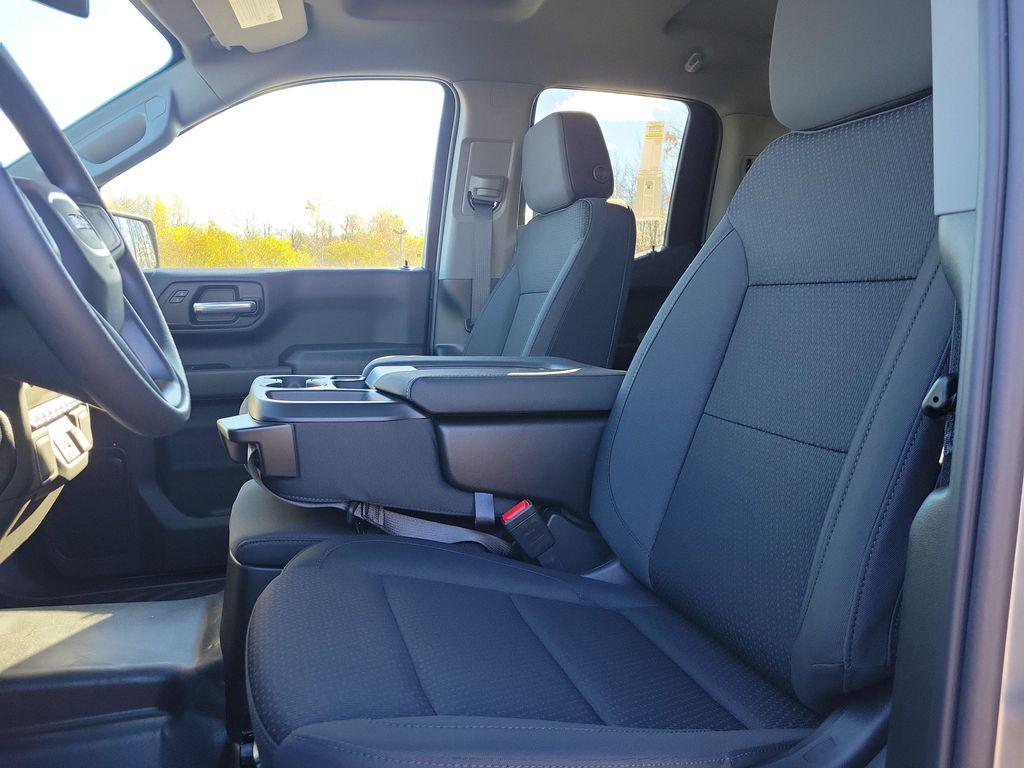 new 2026 GMC Sierra 1500 car, priced at $47,315