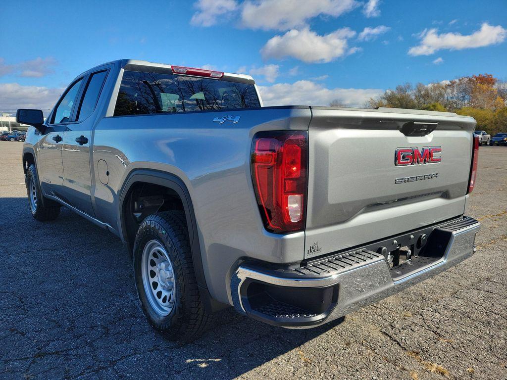 new 2026 GMC Sierra 1500 car, priced at $47,315