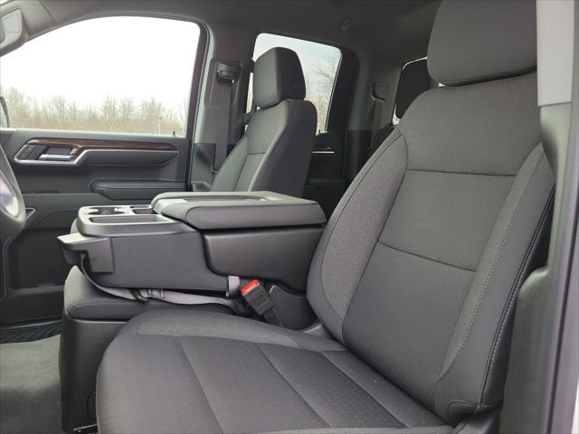 new 2025 GMC Sierra 1500 car, priced at $52,635