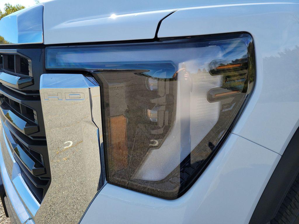 new 2025 GMC Sierra 3500 car, priced at $74,598