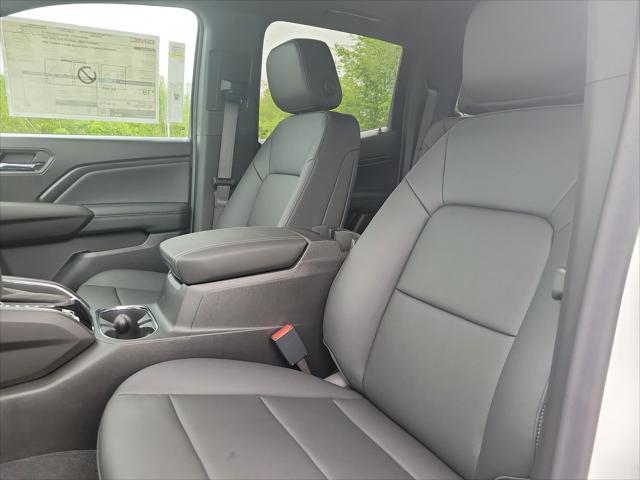 new 2025 GMC Canyon car, priced at $48,675