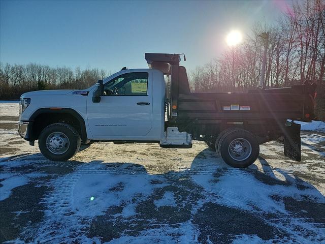 new 2025 GMC Sierra 3500 car, priced at $80,904