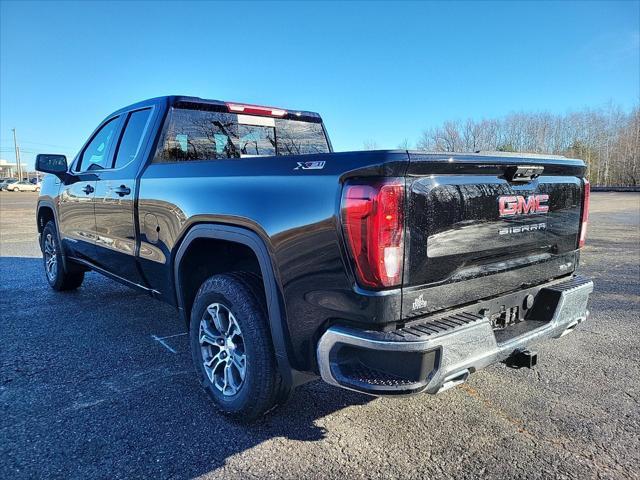 new 2025 GMC Sierra 1500 car, priced at $56,240