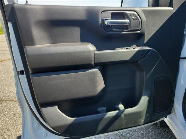new 2025 GMC Sierra 1500 car, priced at $44,365