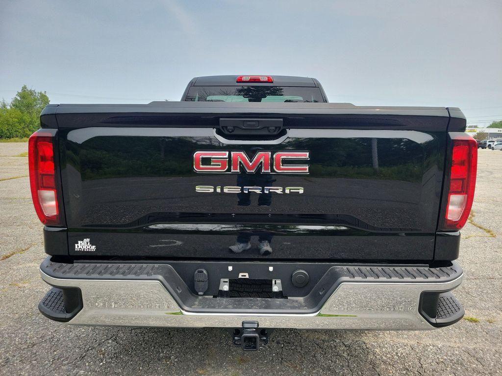 new 2025 GMC Sierra 1500 car, priced at $44,045