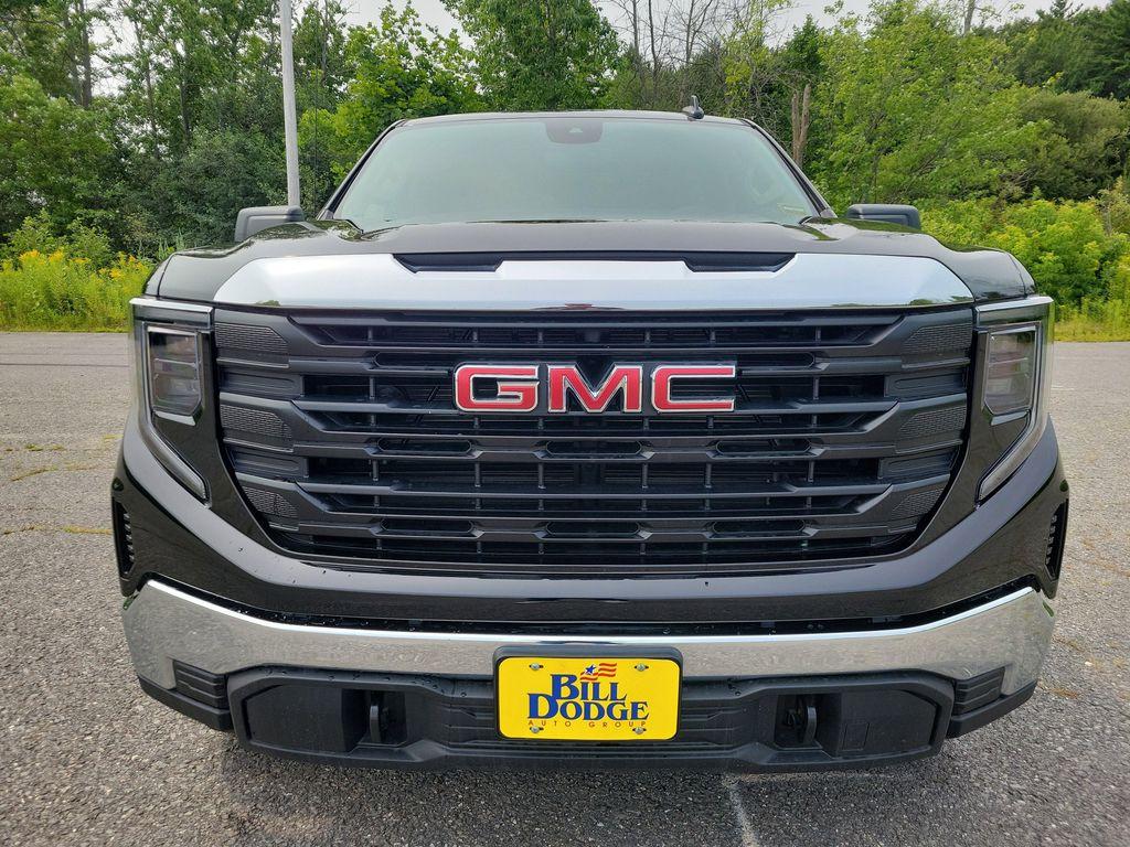 new 2025 GMC Sierra 1500 car, priced at $44,045