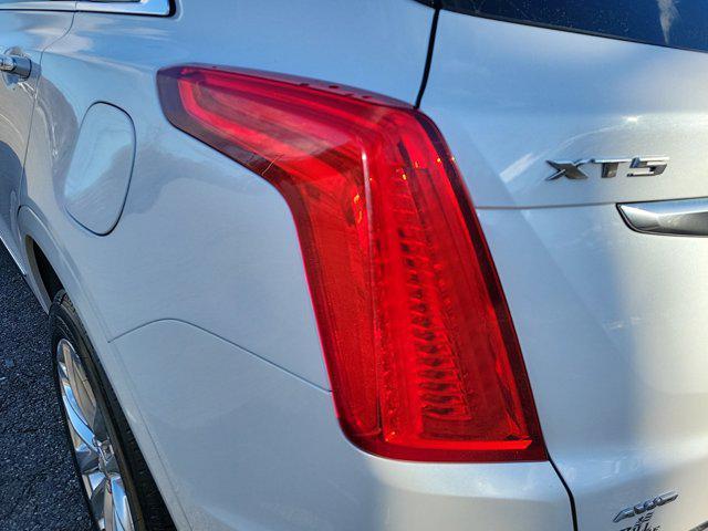 used 2019 Cadillac XT5 car, priced at $23,460